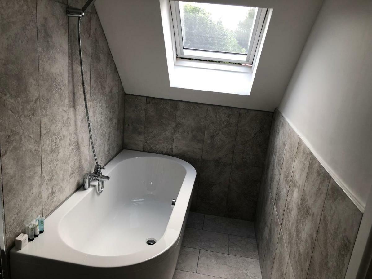 Hamilton Arms Suites Midhurst Luaran gambar